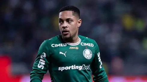 Vitor Roque preocupa nos bastidores do Palmeiras.