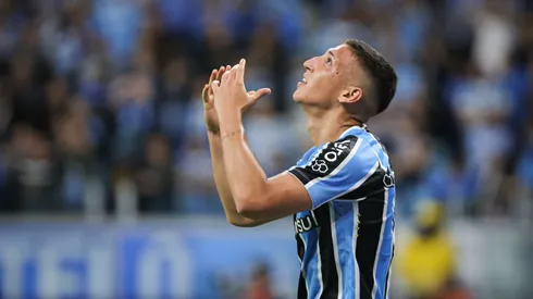 Monsalve jogador do Gremio lamenta durante partida contra o Juventude no estadio Arena do Gremio pelo campeonato Brasileiro A 2024.