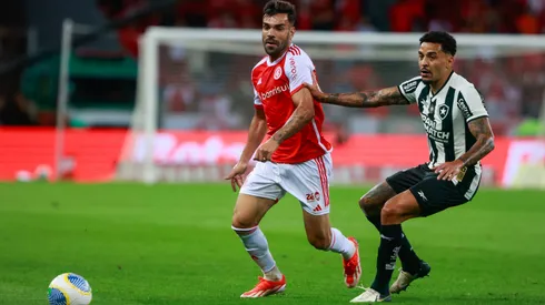 Botafogo x Internacional. Foto: Luiz Erbes/AGIF