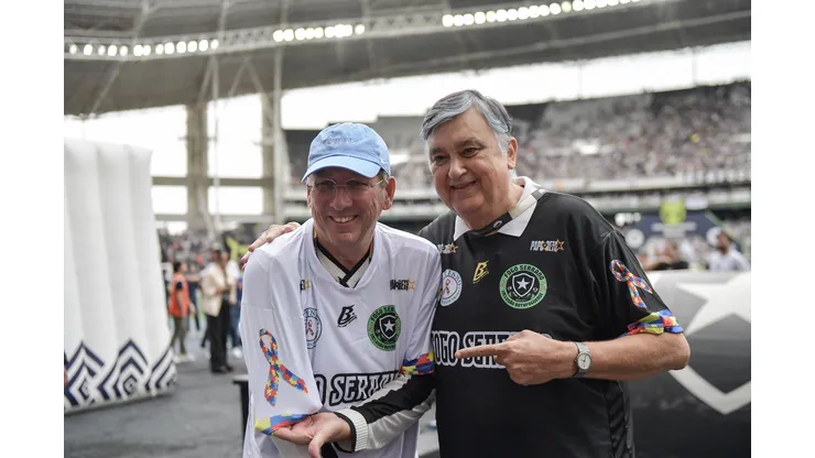 Jhon textor e Durcesio Mello dirigentes do Botafogo durante partida contra o Sao Paulo no estadio Engenhao pelo campeonato Brasileiro A 2024. Foto: Thiago Ribeiro/AGIF
