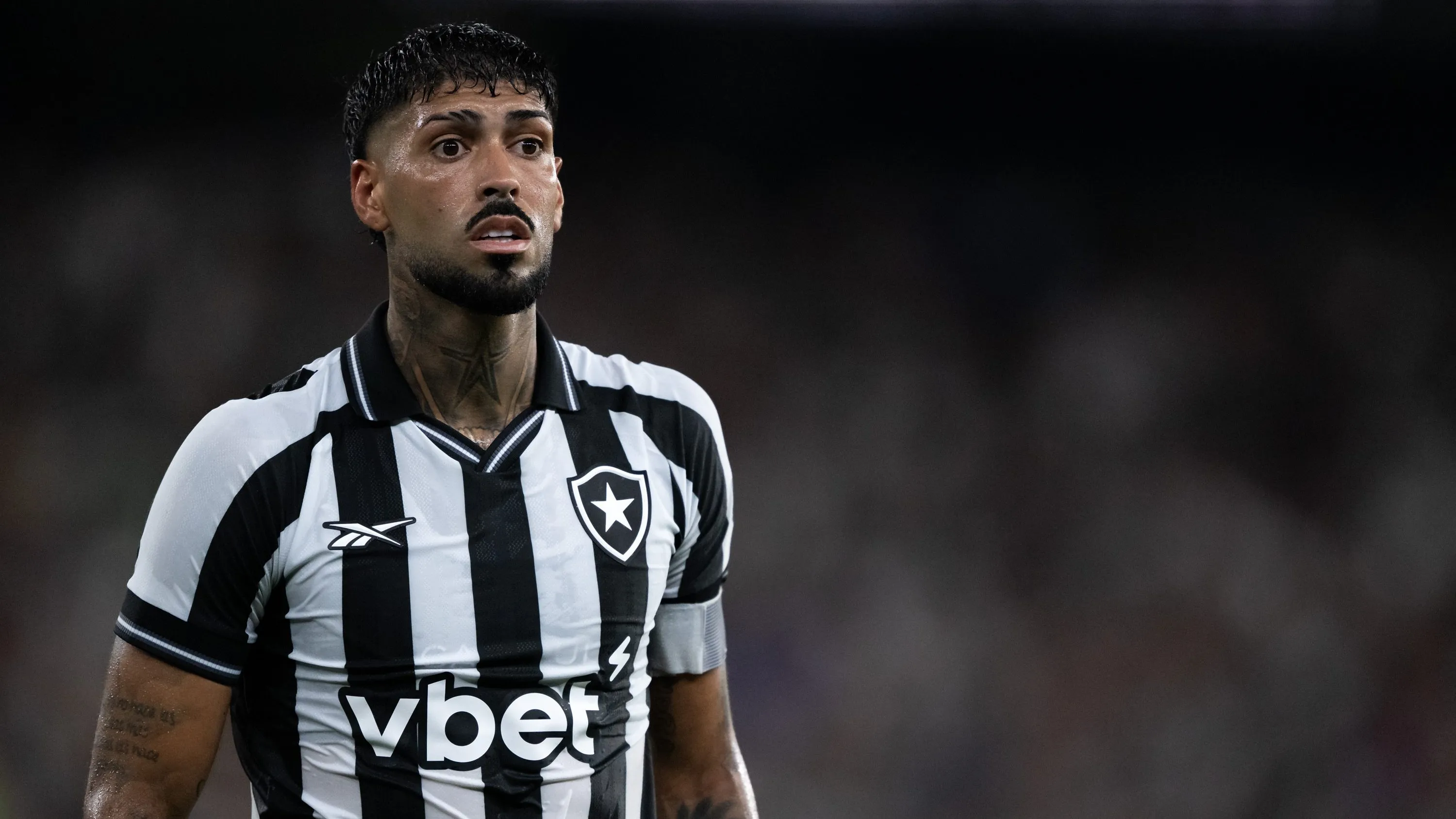 Barboza, zagueiro do Botafogo. Foto: Jorge Rodrigues/AGIF