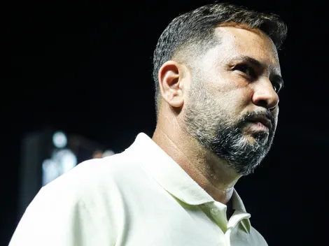 Santos demite o técnico Caio Couto