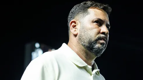 Caio Couto deixa o Santos após um ano e meio no clube – Foto: Reinaldo Campos/Santos