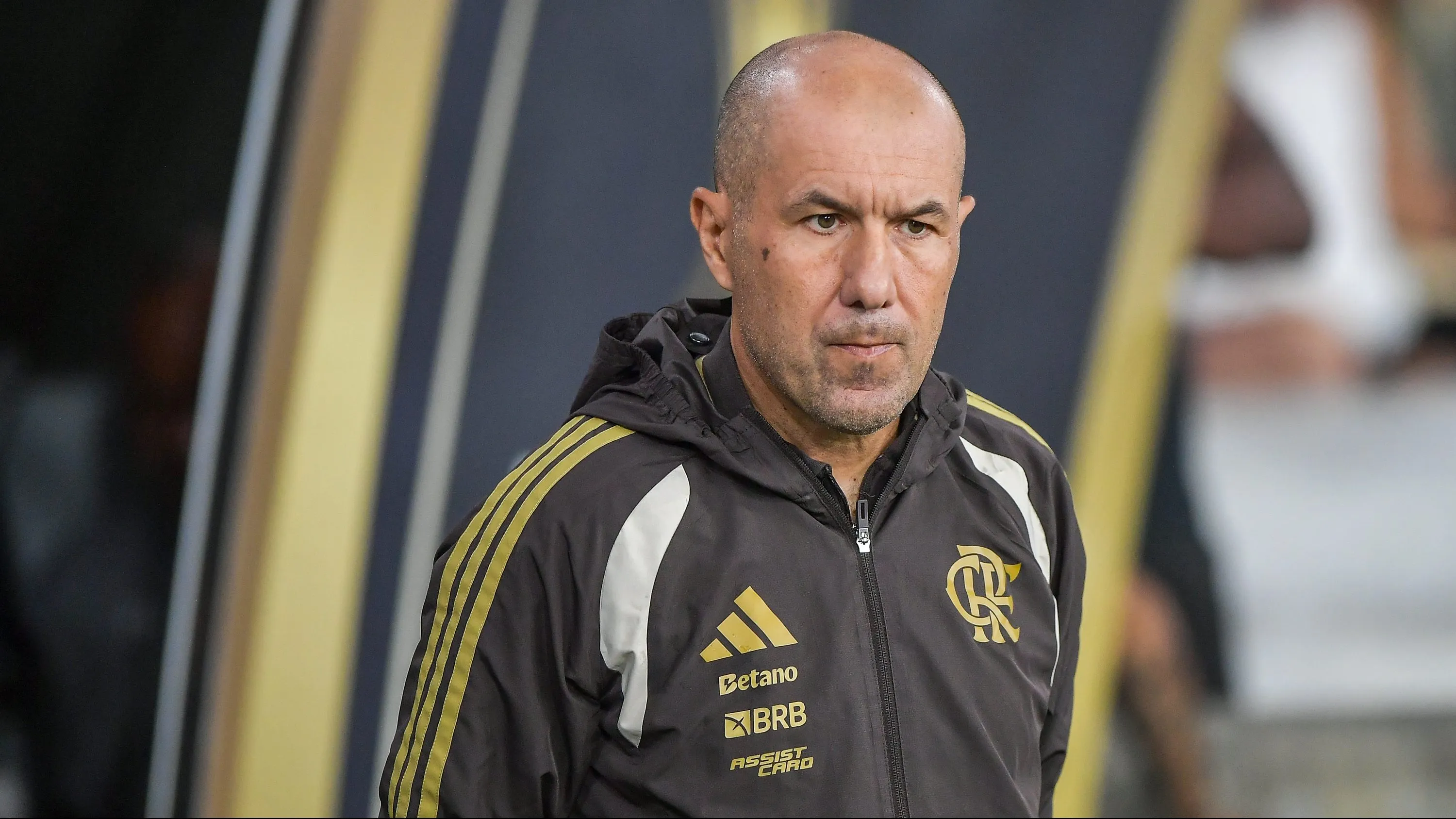 Leonardo Jardim tecnico do Flamengo durante partida contra o Independiente Medellin no estadio Maracana pelo campeonato Copa Libertadores 2026. Foto: Thiago Ribeiro/AGIF