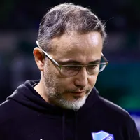 Bolívar demite técnico Flavio Robatto antes de enfrentar Fluminense