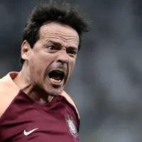 Diniz pode ser 'trunfo' para Vasco contra o Corinthians