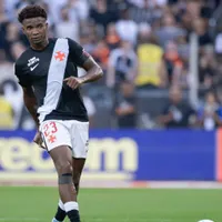 Thiago Mendes revela lesão e reclama de André: "Entrada desleal"