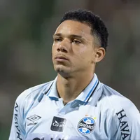 Benfica, Newcastle e Brighton tem interesse em Viery, do Grêmio