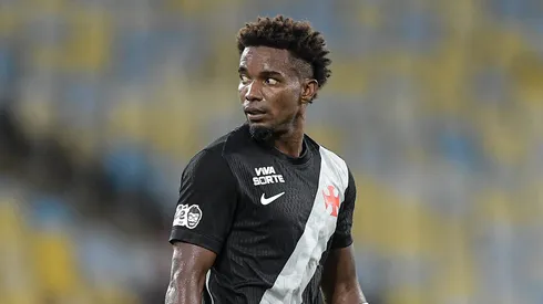 Thiago Mendes pode ser punido por criticar arbitragem de Corinthians x Vasco