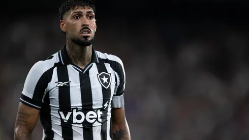 RJ – RIO DE JANEIRO – 29/01/2026 – BRASILEIRO A 2026, BOTAFOGO X CRUZEIRO – Barboza jogador do Botafogo durante partida contra o Cruzeiro no estadio Engenhao pelo campeonato Brasileiro A 2026. Foto: Jorge Rodrigues/AGIF