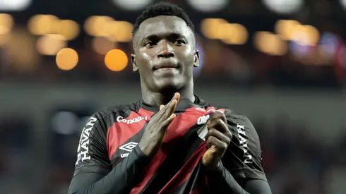 Viveros durante confronto contra o Vitória no Brasileirão de 2026.