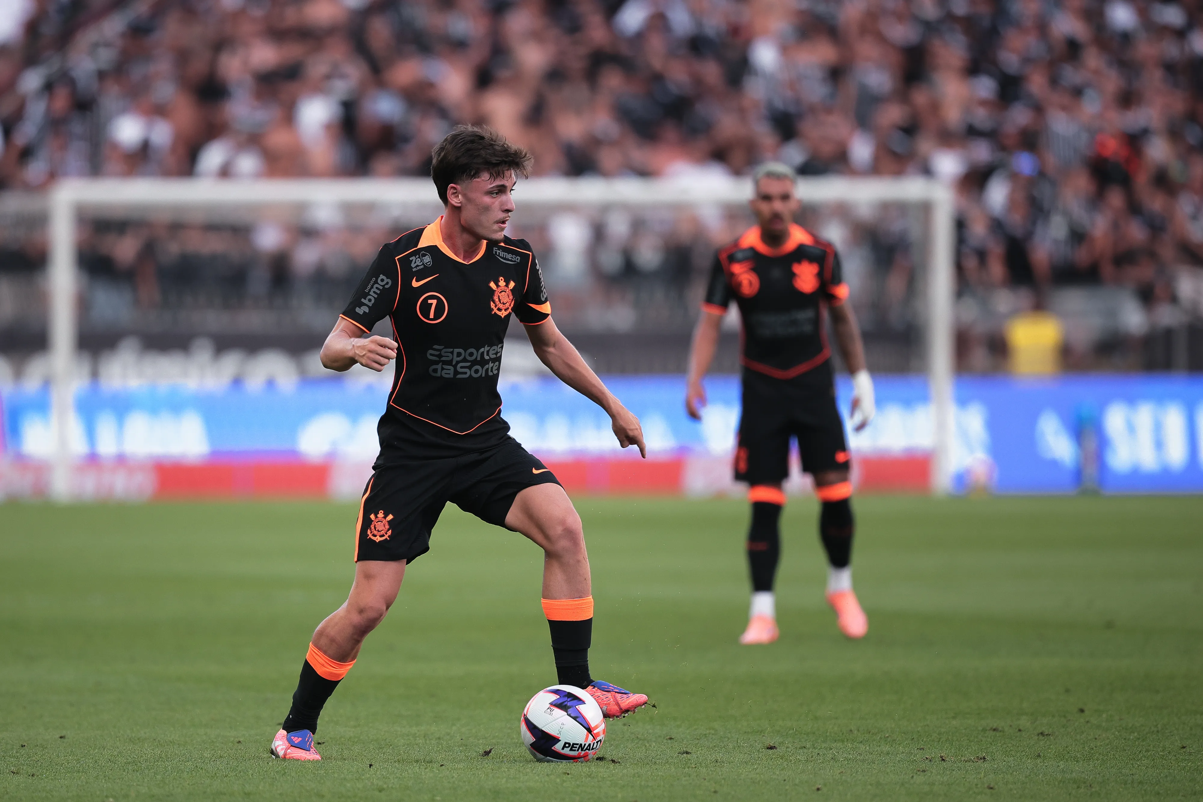 Breno Bidon, jogador do Corinthians, durante partida contra o Ponte Preta – Foto: Ettore Chiereguini/AGIF
