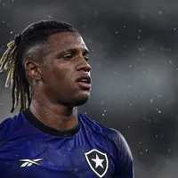 Danilo, do Botafogo, é disputado por Flamengo e Palmeiras