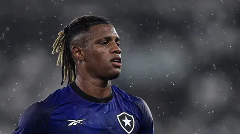 Danilo jogador do Botafogo durante partida contra o Bangu no estadio Engenhao pelo campeonato Carioca 2026.