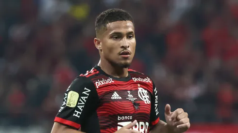 João Gomes jogador do Flamengo durante partida contra o Corinthians no estádio Arena Corinthians pelo campeonato Copa do Brasil 2022. Foto: Marcello Zambrana/AGIF