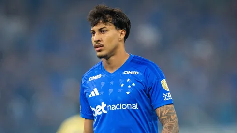Kaio Jorge jogador do Cruzeiro durante partida contra o Boca Juniors no estádio Mineirão pelo campeonato Copa Libertadores 2026. Foto: Fernando Moreno/AGIF