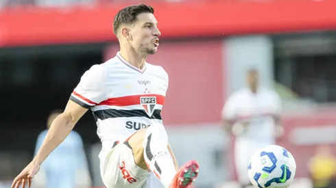 Cedric jogador do Sao Paulo durante partida contra o Fluminense no estadio Morumbi pelo campeonato Brasileiro A 2025.