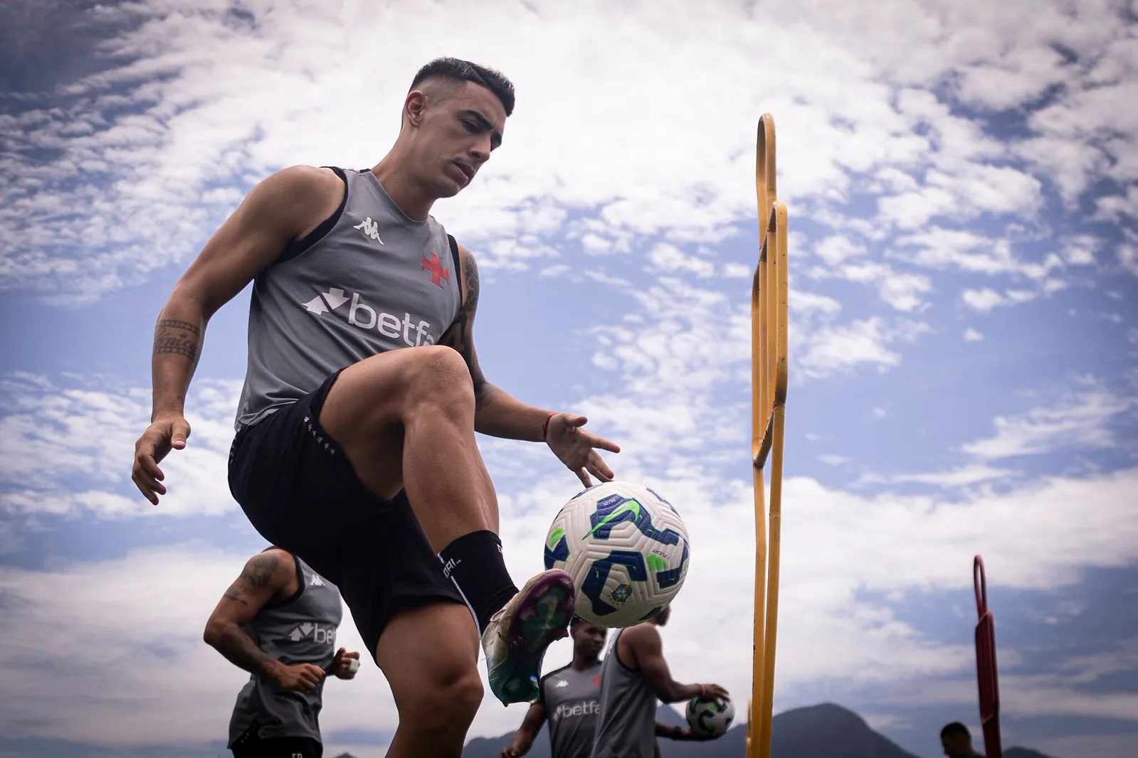 Treino profissional realizado no CT Moacyr Barbosa em 03 de Outubro de 2025. Fotos: Dikran Sahagian/Vasco