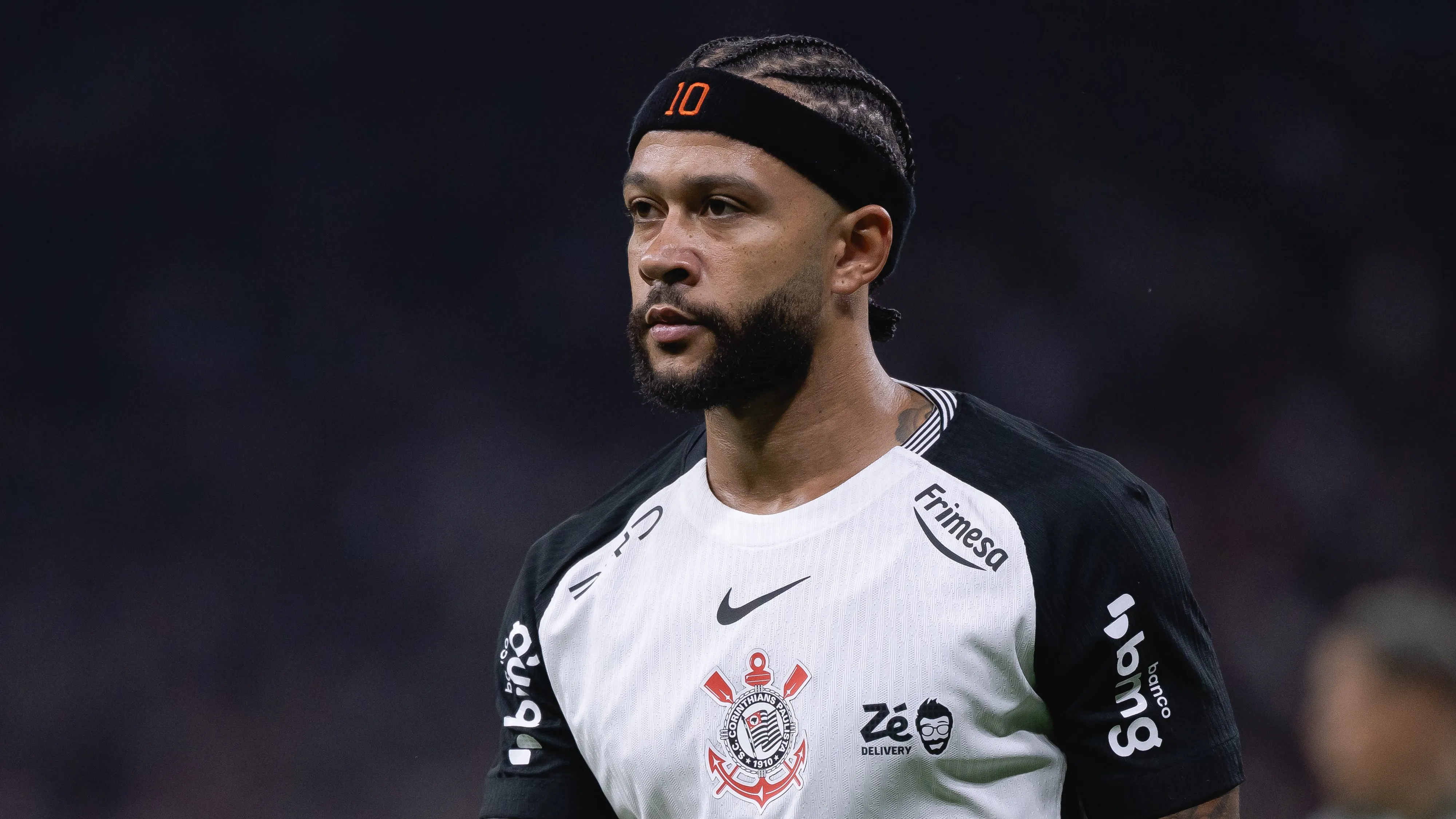 Memphis Depay segue como desfalque do Corinthians. Foto: Ettore Chiereguini/AGIF