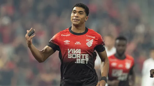 Julimar, atacante do Athletico-PR. Foto: Hedeson Alves/AGIF