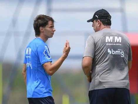 Román Gómez perde espaço com Rogério Ceni