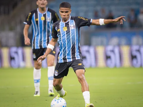 Enamorado levou bronca de Luís Castro no Grêmio