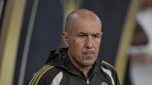 Leonardo Jardim foi expulso em Estudiantes x Flamengo.