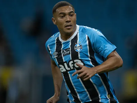 Carlos Vinícius assume culpa por resultado de Palestino x Grêmio