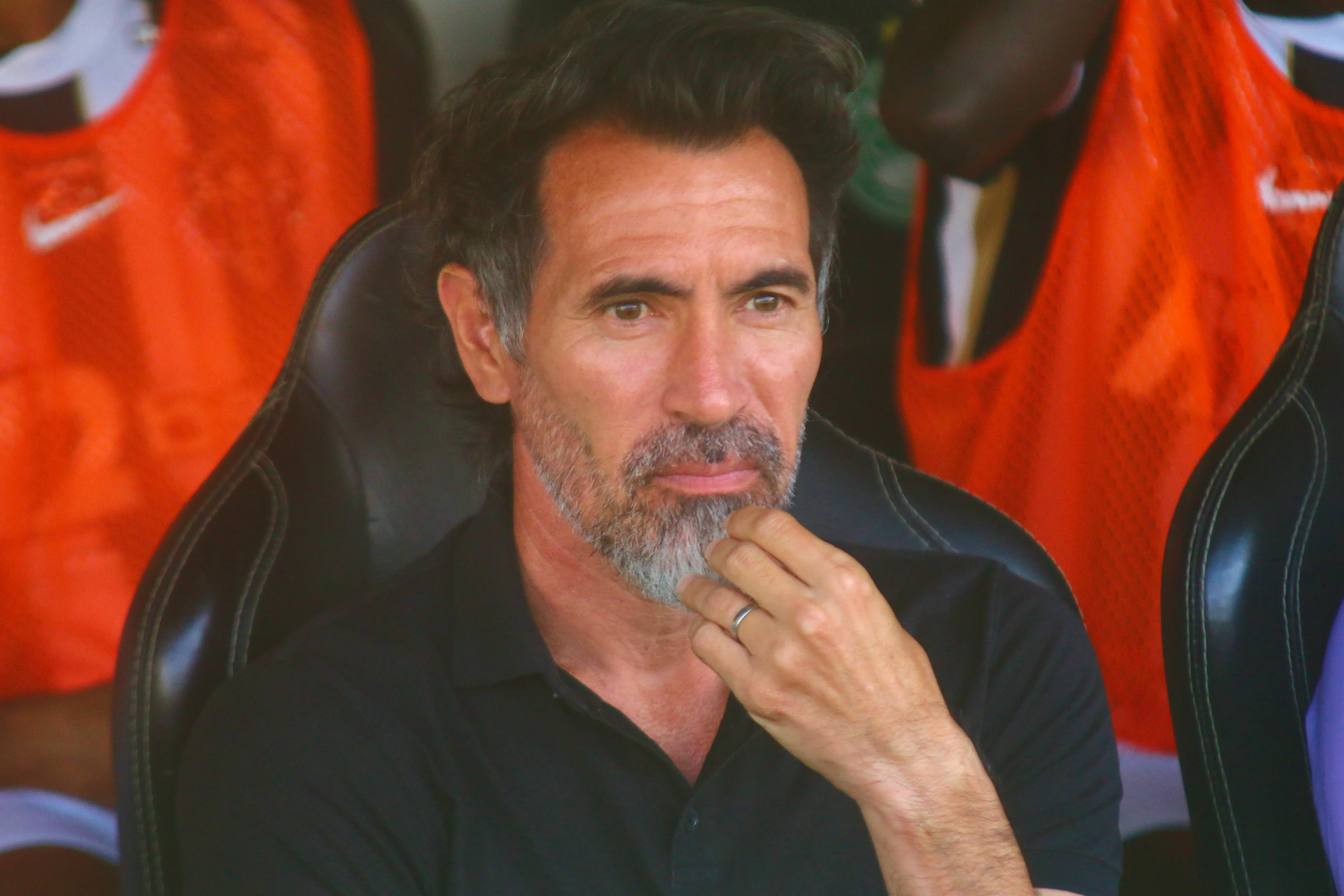 PR – CURITIBA – 19/04/2026 – BRASILEIRO A 2026, CORITIBA X ATLETICO-MG – Eduardo Dominguez tecnico do Atletico-MG durante partida contra o Coritiba no estadio Couto Pereira pelo campeonato Brasileiro A 2026. Foto: Gabriel Machado/AGIF