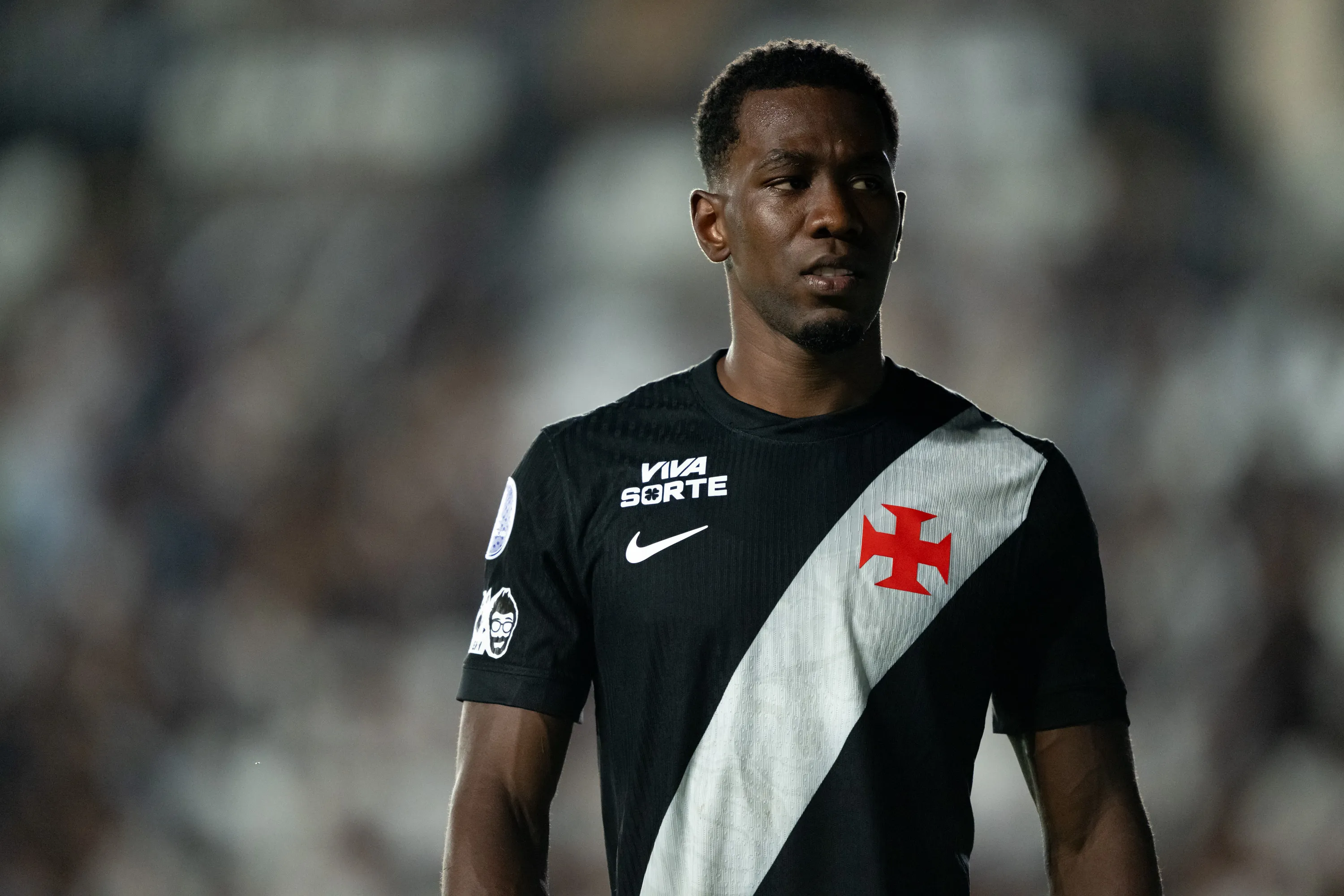 RJ – RIO DE JANEIRO – 14/04/2026 – COPA SUL-AMERICANA 2026, VASCO X AUDAX ITALIANO – Cuesta jogador do Vasco durante partida contra o Audax Italiano no estadio Sao Januario pelo campeonato Copa Sul-Americana 2026. Foto: Jorge Rodrigues/AGIF