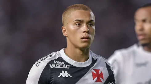 Zuccarello jogador do Vasco durante partida contra o Botafogo no estadio Sao Januario pelo campeonato Carioca 2025. Foto: Thiago Ribeiro/AGIF