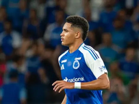 Artur Jorge é avisado que Kauã Prates tem lesão muscular no Cruzeiro