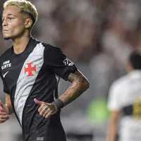 Torcida do Vasco quer Adson de titular contra o Flamengo