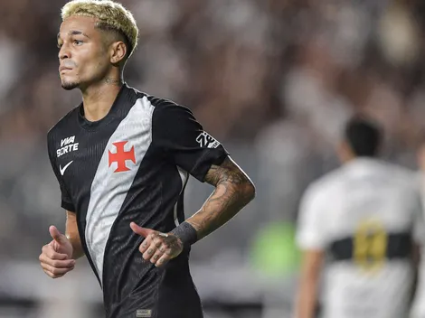 Torcida do Vasco quer Adson de titular contra o Flamengo