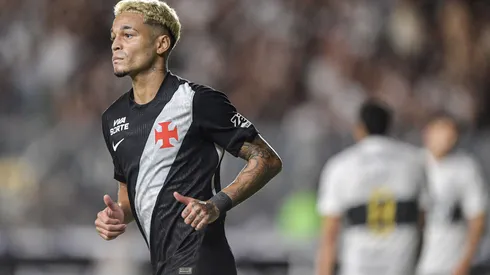 Adson em Vasco x Olímpia. Thiago Ribeiro/AGIF