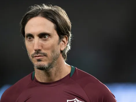 Torcida cobra Zubeldía após derrota do Fluminense