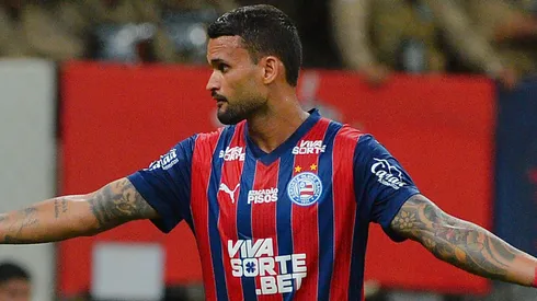 Willian José durante confronto contra o Bragantino no Brasileirão de 2025.