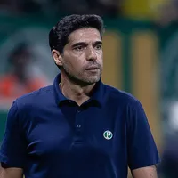 Abel Ferreira bloqueia comentários após críticas da torcida do Palmeiras