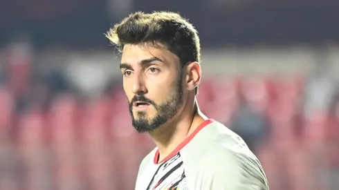 Rafael jogador do São Paulo durante aquecimento antes da partida contra o Ceará no estádio Morumbi pelo campeonato Brasileiro A 2025. Foto: Jota Erre/AGIF