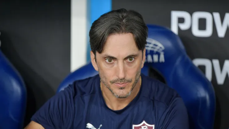 Luis Zubeldía técnico do Fluminense durante partida contra o Independiente no estádio Maracanã pelo campeonato Copa Libertadores 2026. Foto: Thiago Ribeiro/AGIF