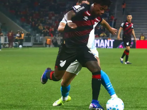 Athletico-PR x Grêmio foi marcado por polêmica no VAR
