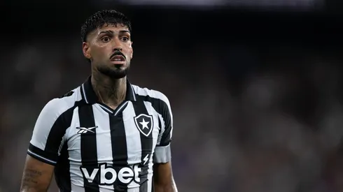 Barboza negocia vinda ao Palmeiras