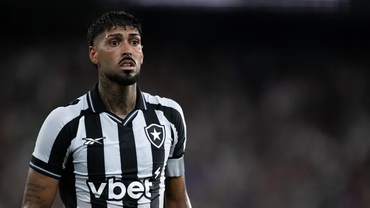 Barboza negocia vinda ao Palmeiras