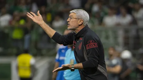 SP – SAO PAULO – 19/04/2026 – BRASILEIRO A 2026, PALMEIRAS X ATHLETICO-PR – Odair Hellmann tecnico do Athletico-PR durante partida contra o Palmeiras no estadio Arena Allianz Parque pelo campeonato Brasileiro A 2026. Foto: Anderson Romao/AGIF