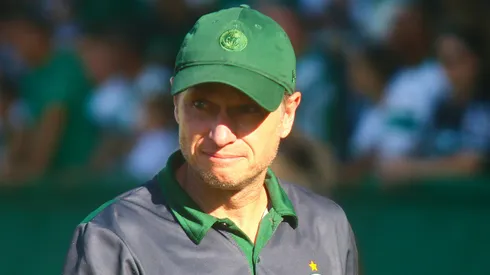 Fernando Seabra tecnico do Coritiba durante partida contra o Atletico-MG no estadio Couto Pereira pelo campeonato Brasileiro A 2026. Foto: Gabriel Machado/AGIF