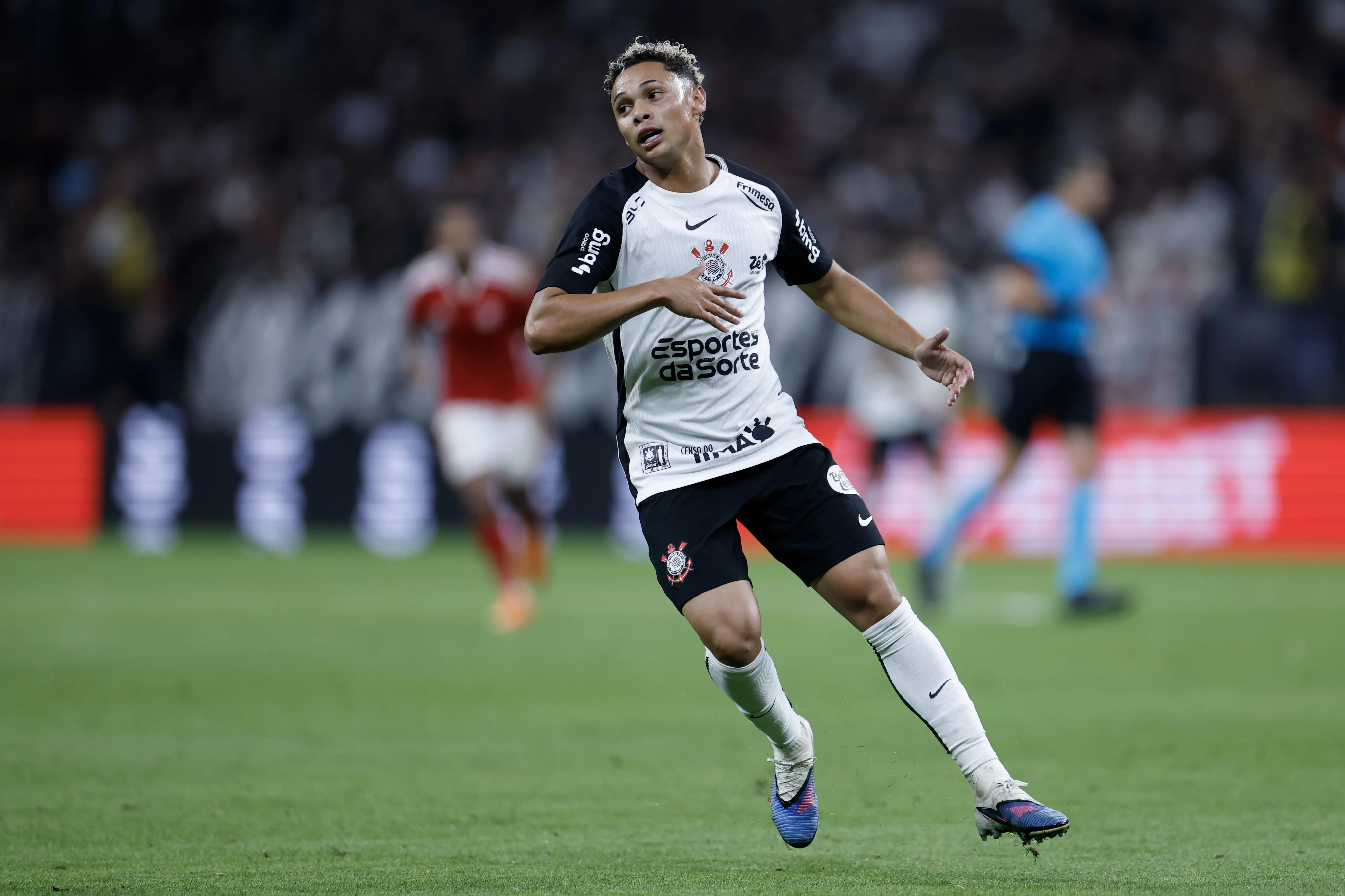 Dieguinho jogador do Corinthians durante partida contra o Internacional no estadio Arena Corinthians pelo campeonato Brasileiro A 2026. Foto: Marcello Zambrana/AGIF