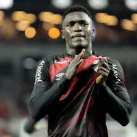 Viveros estaria atrás de Borré na disputa pela Copa, diz jornalista