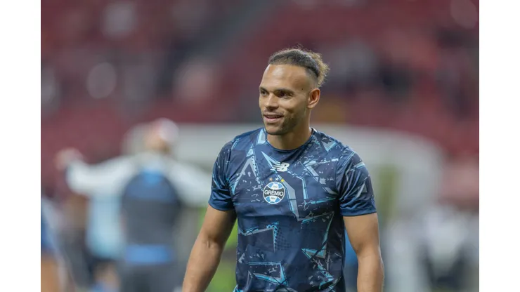 RS - PORTO ALEGRE - 11/04/2026 - BRASILEIRO A 2026, INTERNACIONAL X GREMIO - Braithwaite jogador do Gremio durante partida contra o Internacional no estadio Beira-Rio pelo campeonato Brasileiro A 2026. Foto: Liamara Polli/AGIF