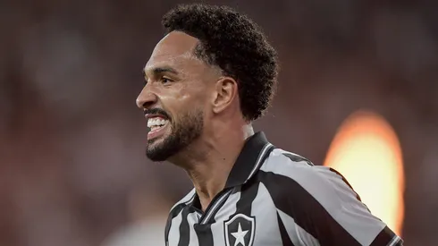 Vitinho pode ser mais um a deixar o Botafogo