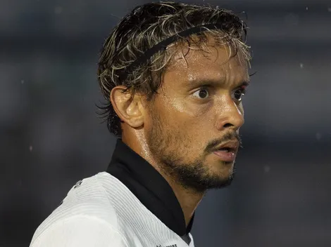 Bahia mostra interesse na contratação de Gustavo Scarpa